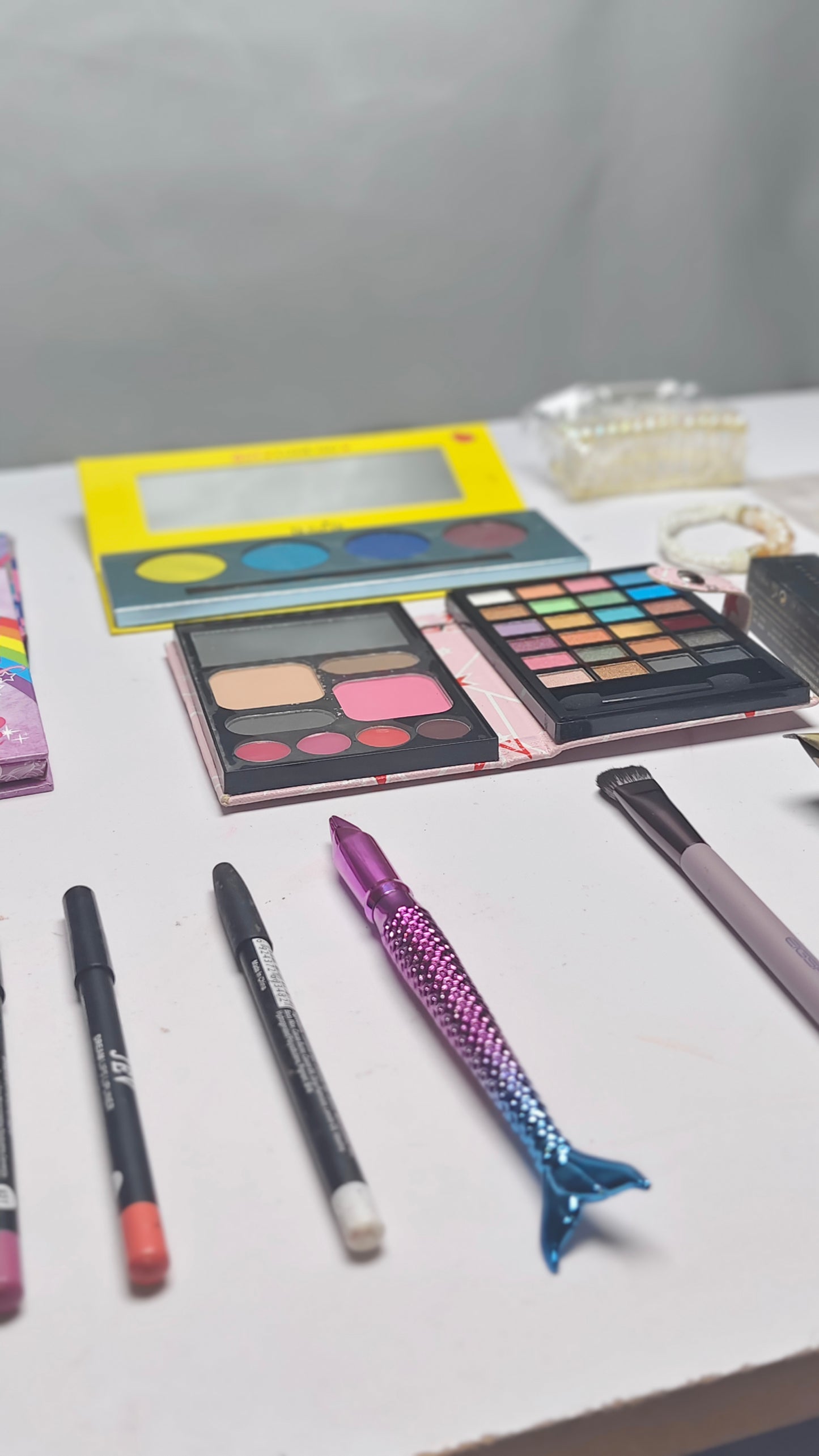 18 in 1 student deal