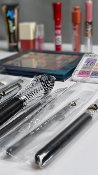 21 in 1 deal full makeup box